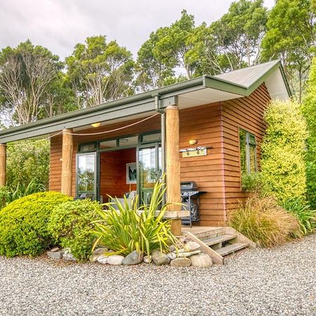 Paparoa Beach Hideaway With Hot Tub Barrytown Eksteriør bilde